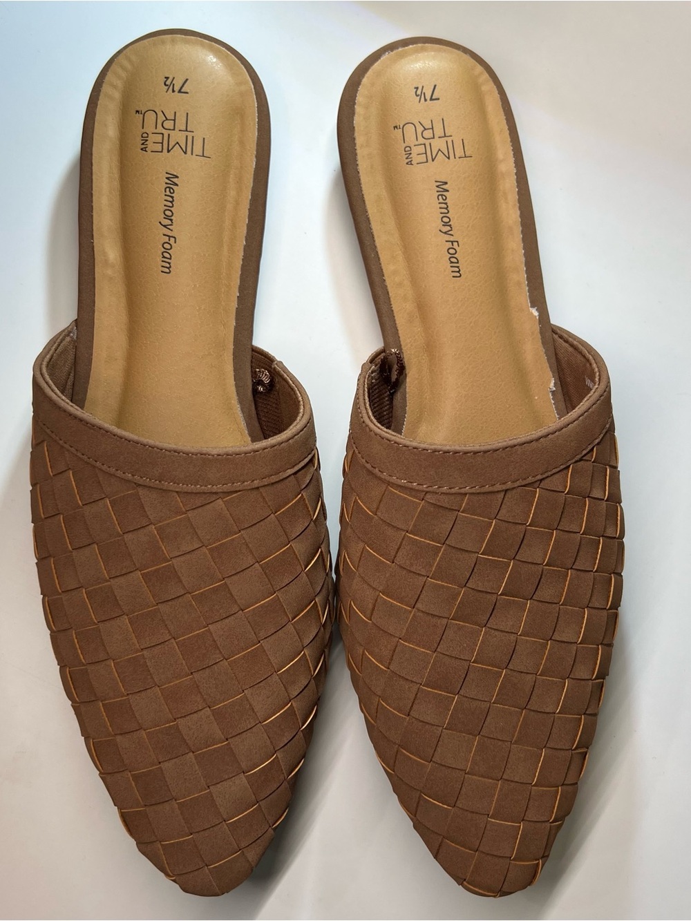 Time and Tru Woven Tan Slip-On Mules NWOT 7.5